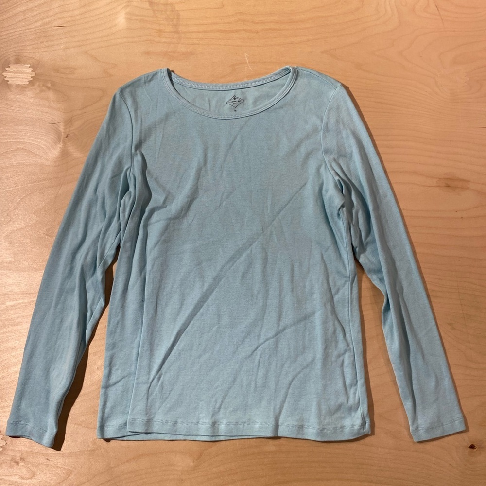 St. John's Bay Light Blue Long Sleeve Crewneck Top Medium (QO) - Picture 3 of 6